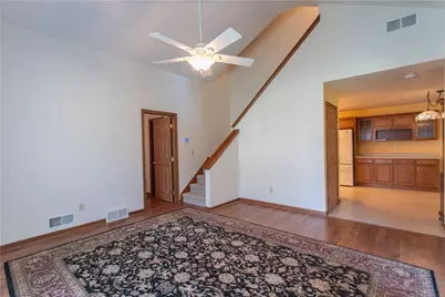 1039 Timberwood Drive, Chippewa Township, PA 15010 - Photo 5
