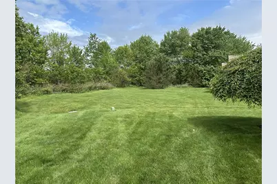1039 Timberwood Drive, Chippewa Township, PA 15010 - Photo 5