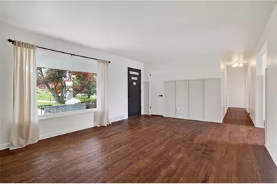 5038 Carlyn Dr, Pittsburgh, PA 15236 - Photo 5