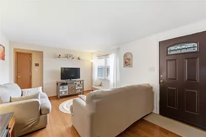 200 Avenue F, Pittsburgh, PA 15221 - Photo 11