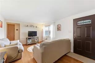 200 Avenue F, Pittsburgh, PA 15221 - Photo 11