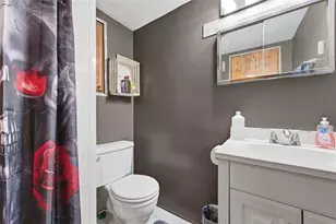 315 Burton Ave, Washington, PA 15301 - Photo 11