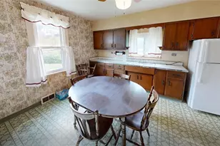 897 Spruce St, East Rochester, PA 15074 - Photo 3