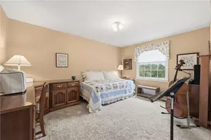 1767 Norsen Dr, Pittsburgh, PA 15243 - Photo 17
