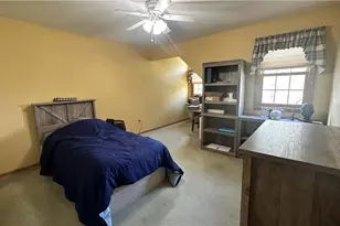 117 Windy Dr, Center Township, PA 16001 - Photo 39