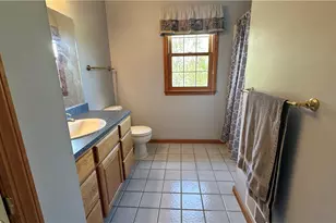 117 Windy Dr, Center Township, PA 16001 - Photo 35