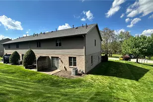 117 Windy Dr, Center Township, PA 16001 - Photo 13