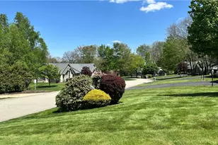 117 Windy Dr, Center Township, PA 16001 - Photo 19