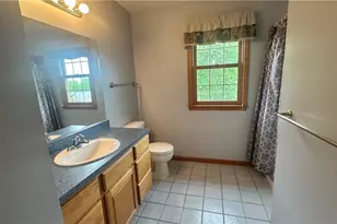 117 Windy Dr, Center Township, PA 16001 - Photo 43