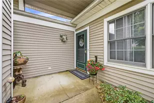 52 Golfwood Dr, Hermitage, PA 16148 - Photo 3