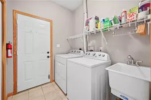 52 Golfwood Dr, Hermitage, PA 16148 - Photo 21