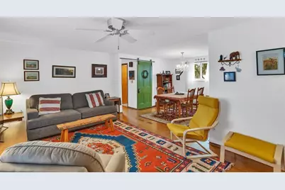 411 Maple St, West Mifflin, PA 15122 - Photo 11