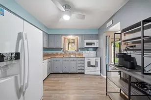890 4th St, Baden, PA 15005 - Photo 11