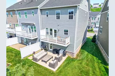4004 Crown Dr, South Park, PA 15129 - Photo 31