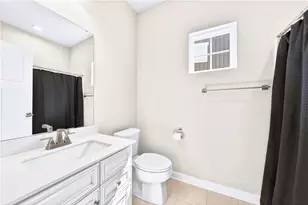 4004 Crown Dr, South Park, PA 15129 - Photo 23