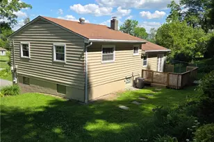 107 McKenna Dr, Hopewell Township, PA 15001 - Photo 5