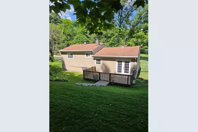 107 McKenna Dr, Hopewell Township, PA 15001 - Photo 11