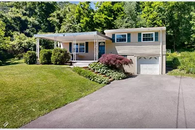 107 McKenna Dr, Hopewell Township, PA 15001 - Photo 1