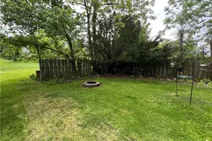 1017 Schweitzer Rd, Elizabeth Twp/Boro, PA 15135 - Photo 13