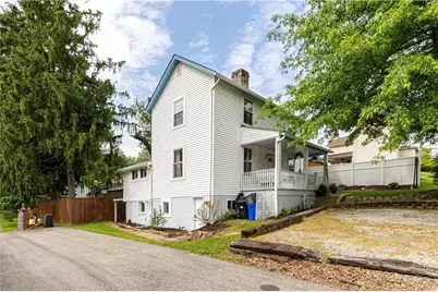 28 Meadow St, Carroll Twp, PA 15063 - Photo 3