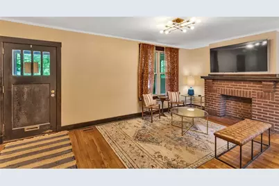 2002 Lacrosse St, Pittsburgh, PA 15218 - Photo 5