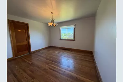 622 Cross St, Slippery Rock, PA 16057 - Photo 5