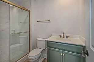 3026 Green Ln, Bridgeville, PA 15017 - Photo 9