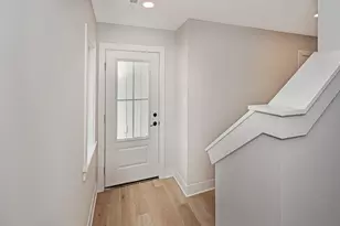 3026 Green Ln, Bridgeville, PA 15017 - Photo 3