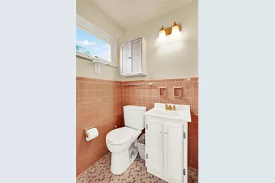 305 Beckman Dr, McKeesport, PA 15132 - Photo 17