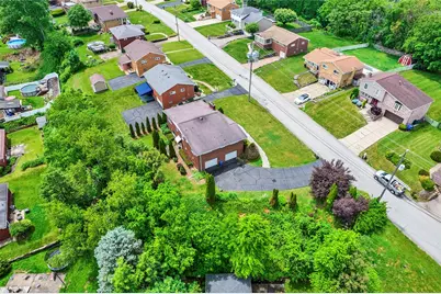 305 Beckman Dr, McKeesport, PA 15132 - Photo 5