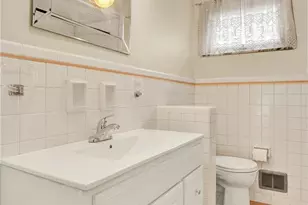 305 Beckman Dr, McKeesport, PA 15132 - Photo 13