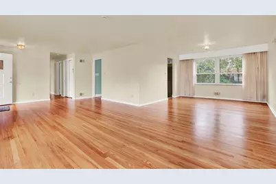 305 Beckman Dr, McKeesport, PA 15132 - Photo 9