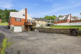 31 Barton Dr, Pittsburgh, PA 15221 - Photo 27