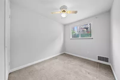 529 Beaufort Ave, Pittsburgh, PA 15226 - Photo 15