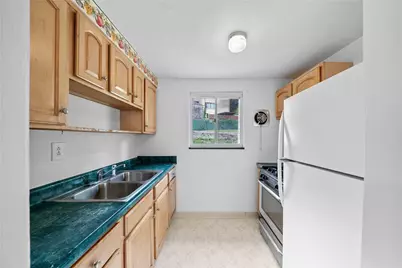 529 Beaufort Ave, Pittsburgh, PA 15226 - Photo 9