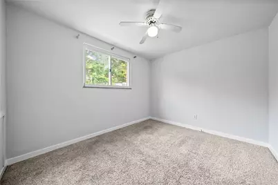 529 Beaufort Ave, Pittsburgh, PA 15226 - Photo 13