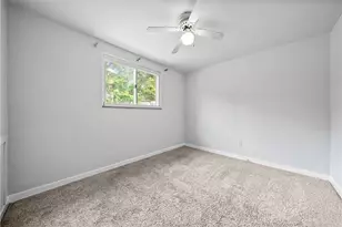 529 Beaufort Ave, Pittsburgh, PA 15226 - Photo 13