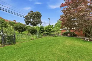 4798 Doverdell Dr, Pittsburgh, PA 15236 - Photo 33