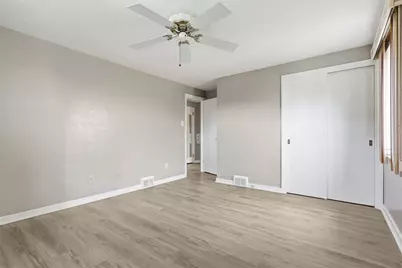 4798 Doverdell Dr, Pittsburgh, PA 15236 - Photo 17