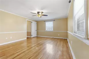 1393 Washington Rd, Pittsburgh, PA 15228 - Photo 23