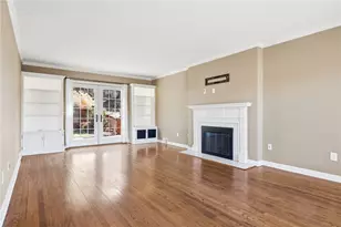 1393 Washington Rd, Pittsburgh, PA 15228 - Photo 7