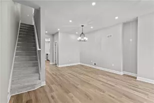 830 Adelaide St, Schenley Heights, PA 15219 - Photo 3