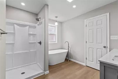 830 Adelaide St, Schenley Heights, PA 15219 - Photo 17