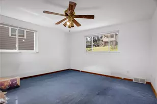 616 Laura Ave, West Mifflin, PA 15122 - Photo 7