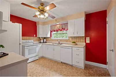 750 Washington Drive, Ross Twp, PA 15229 - Photo 9