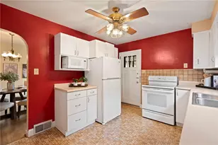 750 Washington Dr, Ross Twp, PA 15229 - Photo 11