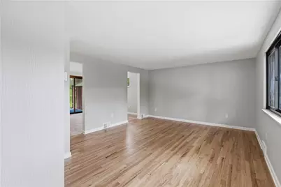 6432 Highview Street, South Park, PA 15129 - Photo 7