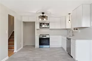 6432 Highview St, South Park, PA 15129 - Photo 13