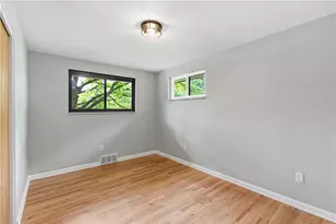 6432 Highview St, South Park, PA 15129 - Photo 15