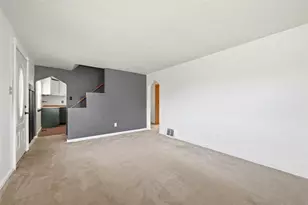 2514 Alberta Cir, West Mifflin, PA 15122 - Photo 13